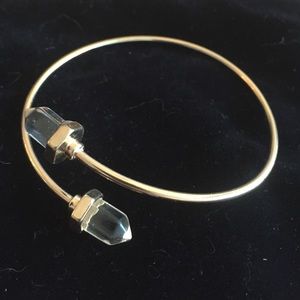 Cuff bracelet with crystal stoppers