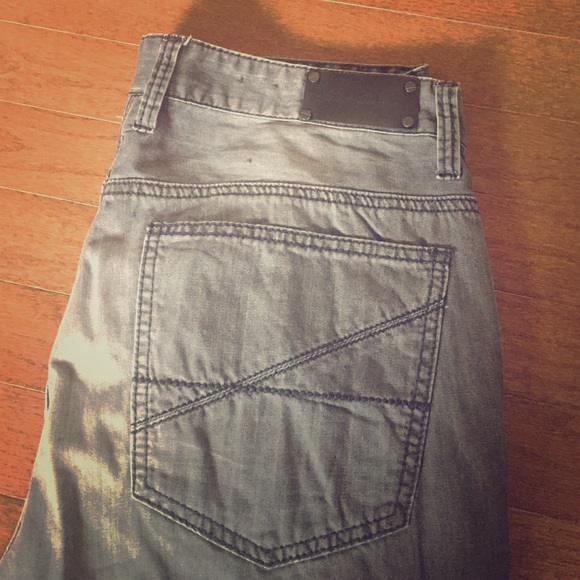 Kenneth Cole gray/black boot cut jean