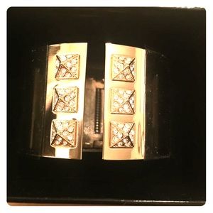 VS Victoria's Secret Gold Pyramid Cuff NWT