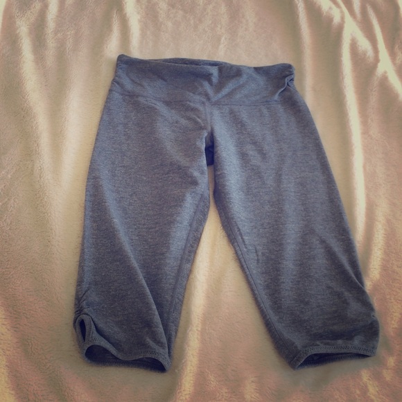 New Price! Lululemon Capri pants!