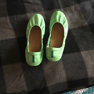 Tieks flats