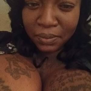 Meet your Posher, Whitney