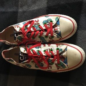 Customized Dr.Suess converse