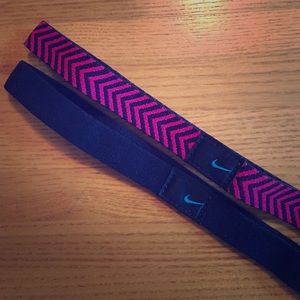 2 pack of Nike headbands