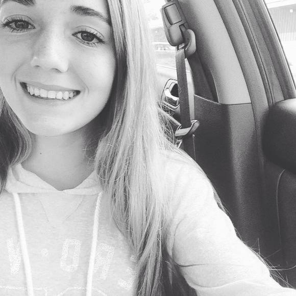 Meet your Posher, Annie - Picture 1 of 1