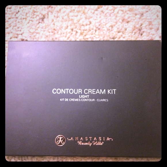 Anastasia cream contour kit