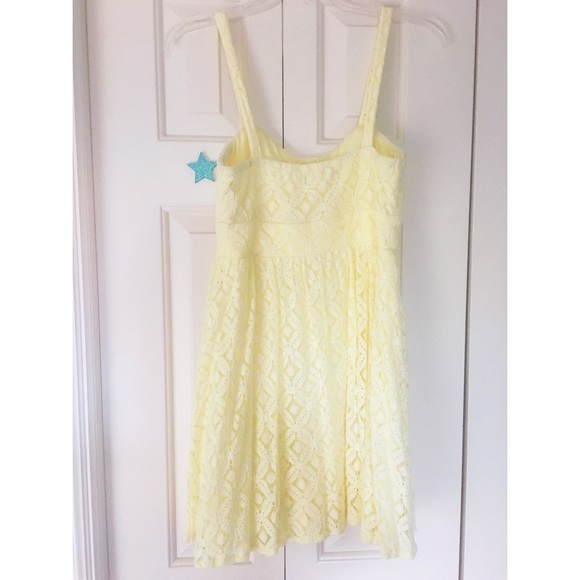 Pastel yellow short mini dress - Picture 3 of 4