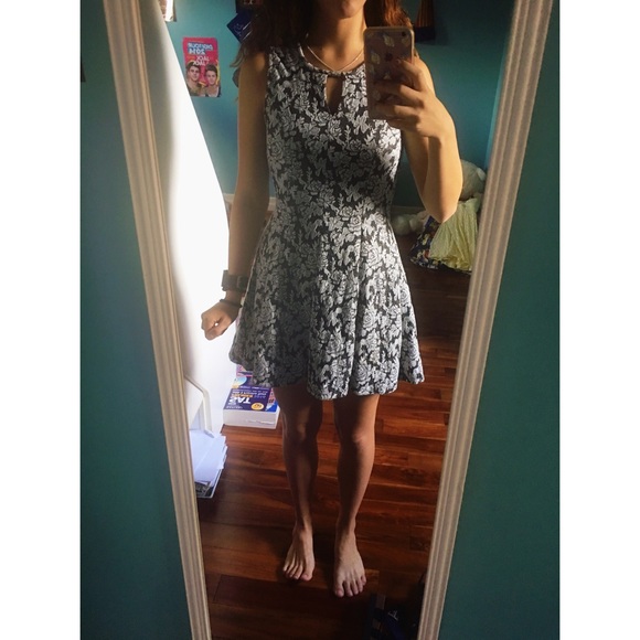 Keyhole black and white formal mini dress