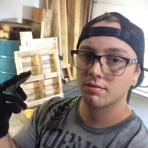 Meet your Posher, Adam