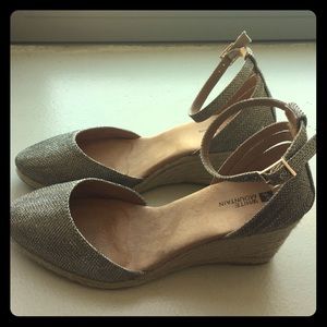 White mountain gold/pewter wedge heel espadrilles
