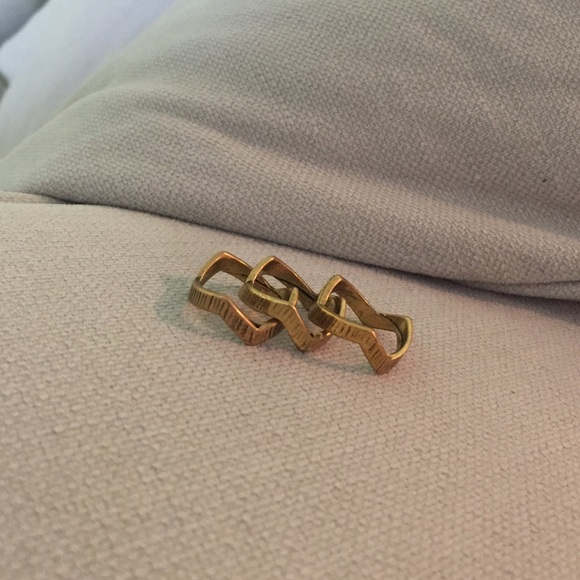 Woman's stackable rings - Picture 2 of 2