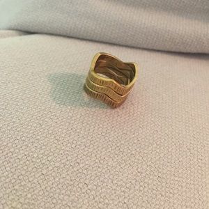 Woman's stackable rings