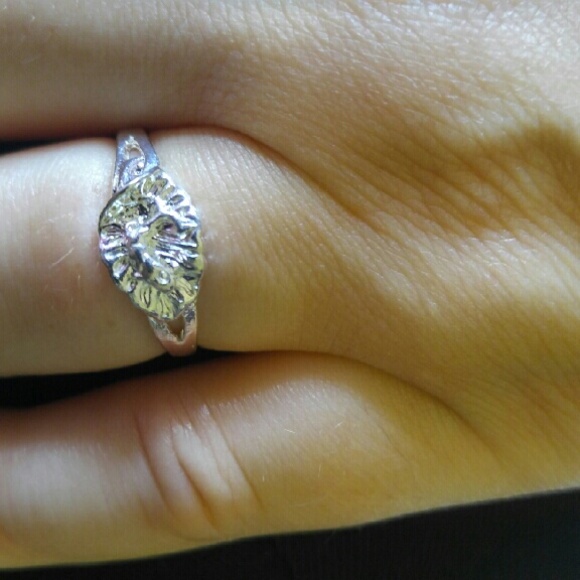 Sterling silver ring
