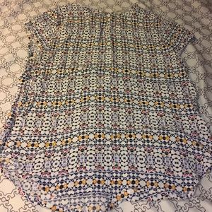 Beautiful pattern top