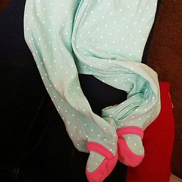 Girls sleeper - Picture 2 of 2