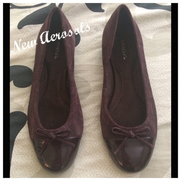 Never worn Aerosols! Fall color!