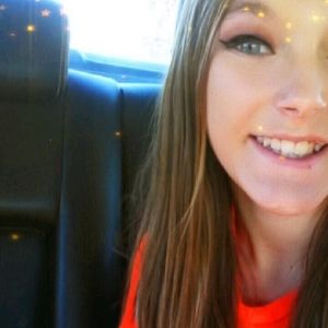 Meet your Posher, Shania