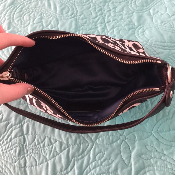 Coach handbag - Picture 3 of 3