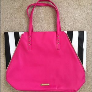 🔴SOLD🔴 Juicy Couture tote bag
