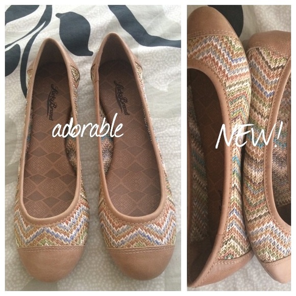 New never worn Lucky Brand Flats!