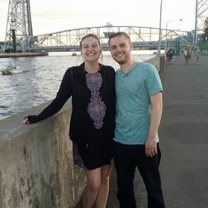 Meet your Posher, Gretchen