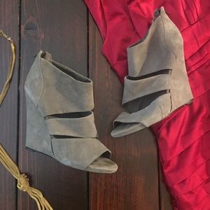 Aldo Grey Suede Zipper Wedges