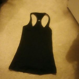 Lululemon tank top black size 4