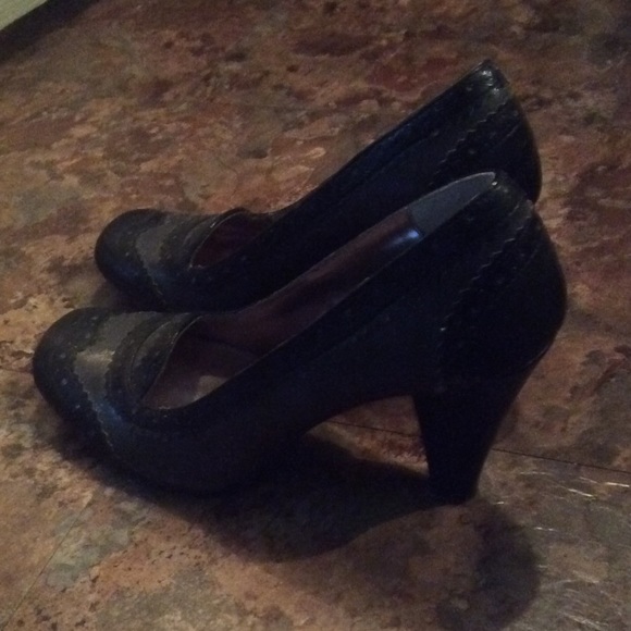 Rampage Two Tone Heels - Picture 3 of 3