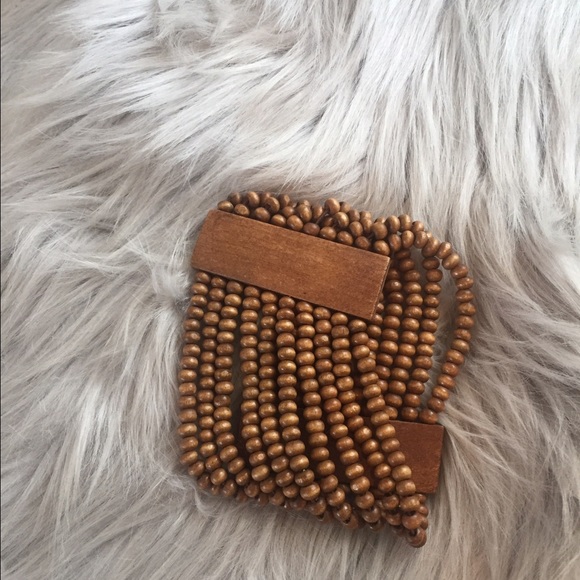 Brown beaded bracelet