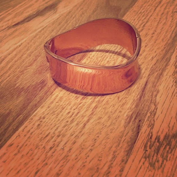 Express Rose gold bracelet