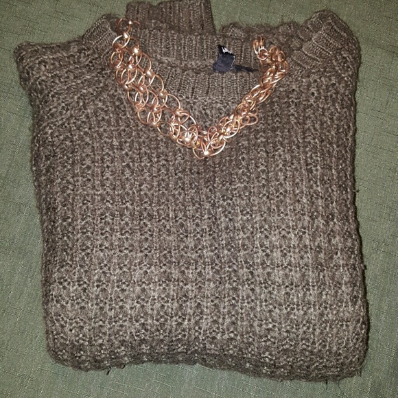 Sweater - Picture 2 of 3