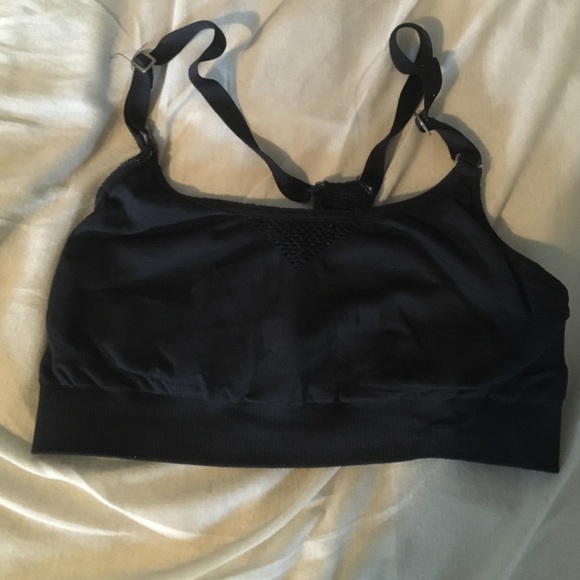 Underarmour sports bra