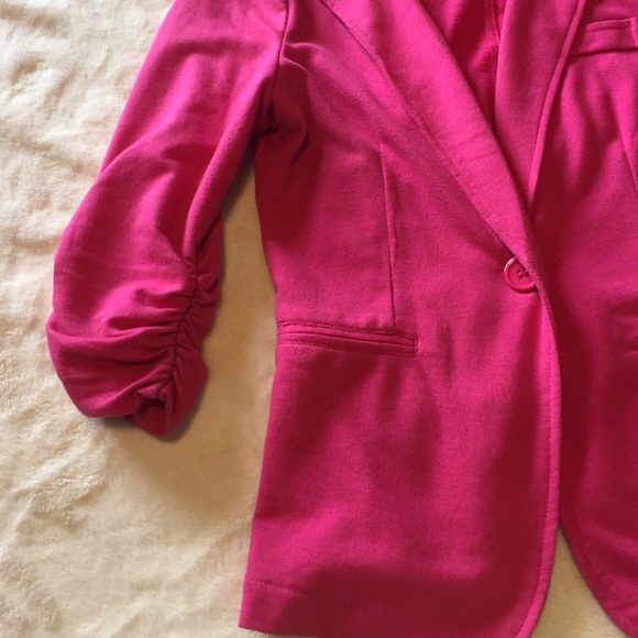 Pink blazer - Picture 3 of 3
