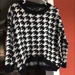 Houndstooth sweater