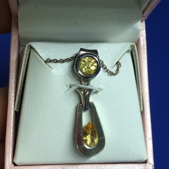 Silver chain yellow crystal
