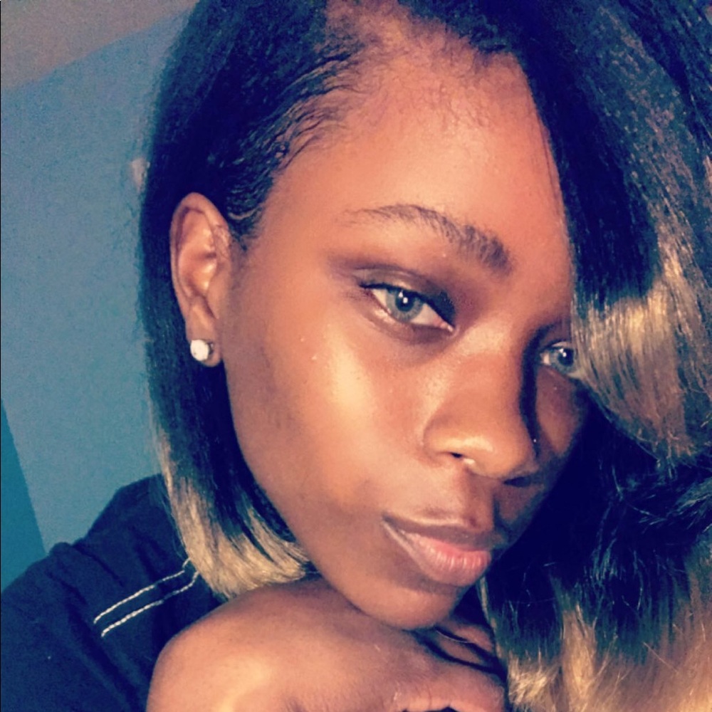 Meet your Posher, Kat