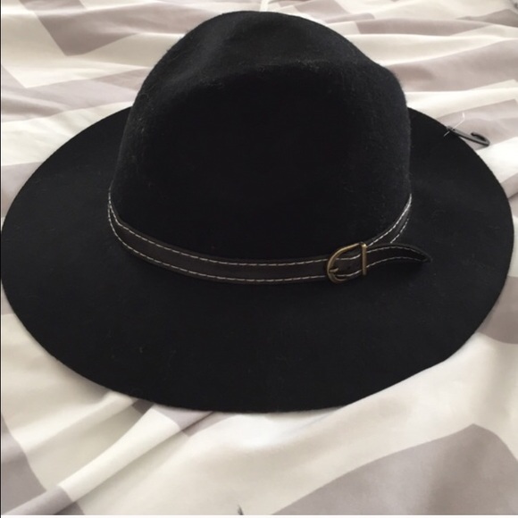 Wool Fedora 😍 - Picture 2 of 4