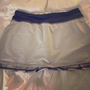 Lululemon Pacesetter skirt
