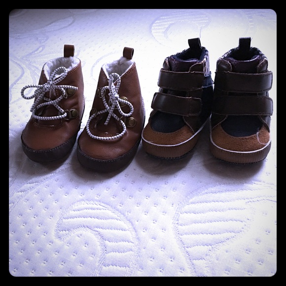 ❌❌SOLD❌❌Baby boy shoes size 0/3 month and size 1