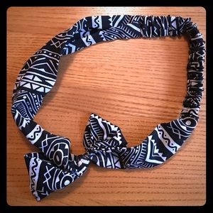 ⚫️⚪️Black and white printed headband⚪️⚫️
