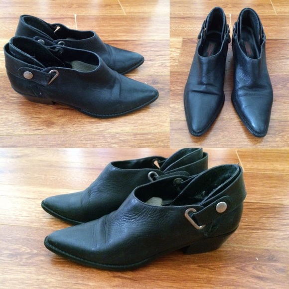 ❌SOLD❌Vintage Leather booties