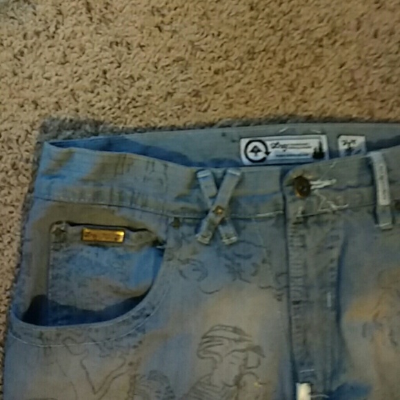 Lrg Jeans - Picture 3 of 4