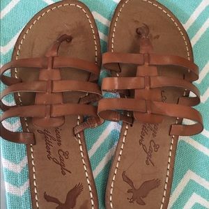 Brown leather American eagle sandals size 9