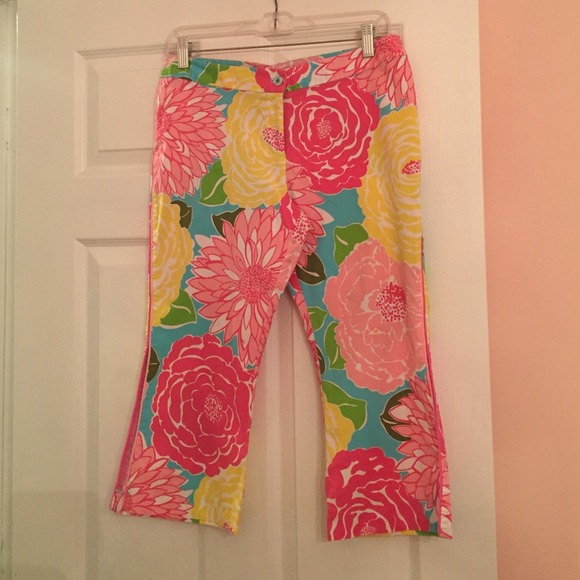 Lilly Pulitzer Capri Pants size 8