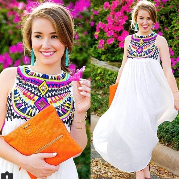 Beautiful Tribal Embroidered White Maxi Boho EUC
