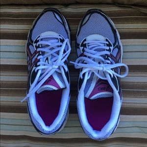 Asics women's size 8.5 shoe