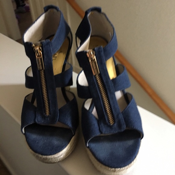 MK blue wedges 100%Authentic