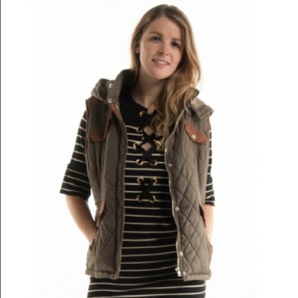 Quilted Vest - Picture 2 of 4