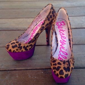 Bestseyville Leopard Print Heels