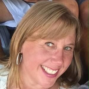 Meet your Posher, Stacy